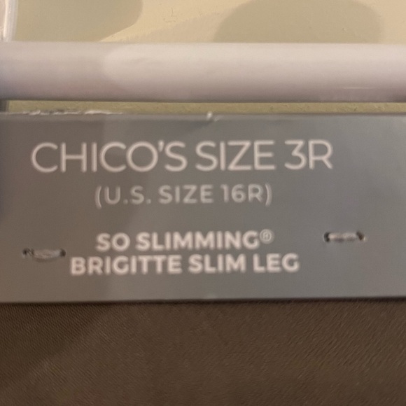 NWT. Chico’s So Slimming Slim Leg Pants. - Picture 3 of 7
